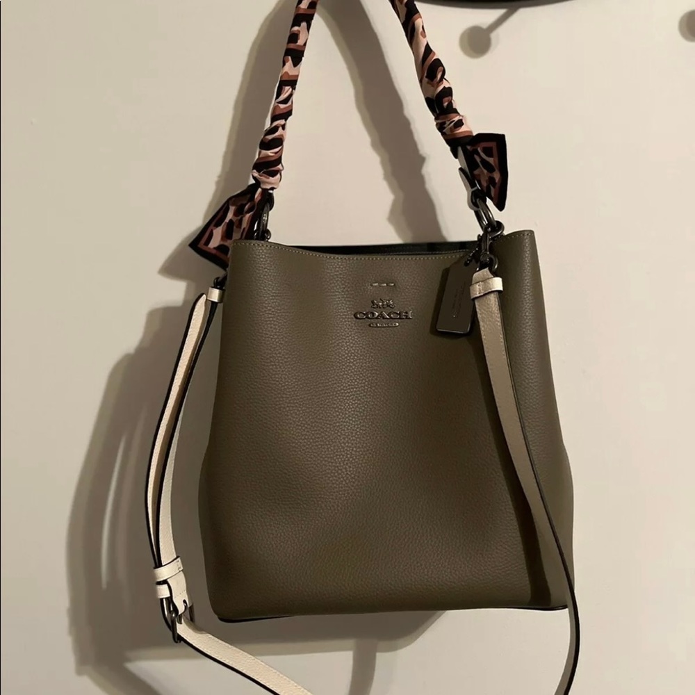 Coach handbag